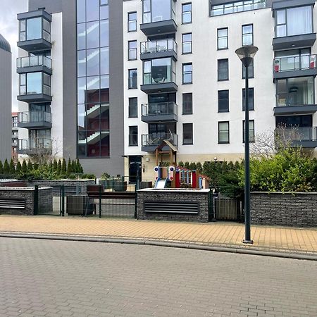 Island Modern Box Apartment Гданськ Екстер'єр фото